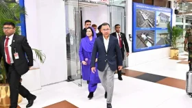 জাতিসংঘ অধিবেশনে যোগ দিতে নিউইয়র্কের পথে প্রধানমন্ত্রী