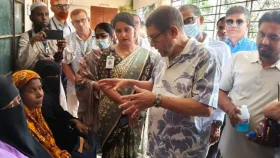 সরকারি হাসপাতালের সামনে ক্লিনিকের অনুমোদন বন্ধ: স্বাস্থ্যমন্ত্রী