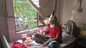 মজিদের শেষ ঠিকানা এখন হাসপাতাল, রোগীরাই তার পরিবার! &nbsp;