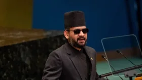 জাতিসংঘেও কেন সানগ্লাস পরে বক্তব্য বালেন্দ্রর?