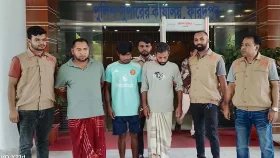 ফরিদপুরে কালীবাড়ি মন্দিরের কষ্টিপাথরের মূর্তি উদ্ধার, গ্রেপ্তার ৪