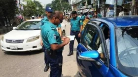 ট্রাফিক আইন লঙ্ঘনে ডিএমপির ২৪৪৯ মামলা