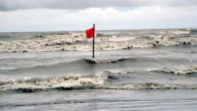 চট্টগ্রাম ও কক্সবাজারে ৩ নম্বর সতর্কতা সংকেত