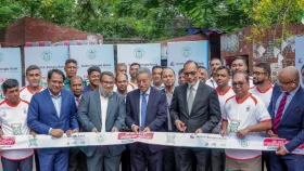 বনানী কাঁচাবাজারে বাংলা কিউআর প্রচারণা, ক্যাশলেস লেনদেনে জোর