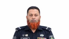 চেকপোস্টে ট্রাকের ধাক্কায় এসআরবি কর্মকর্তা নিহত