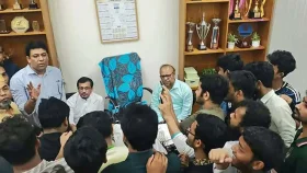 রাবিতে সাংবাদিকদের ওপর হামলার ঘটনায় মামলা, আল্টিমেটাম