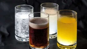 বিষণ্নতার ঝুঁকি বাড়াতে পারে কোমল পানীয়