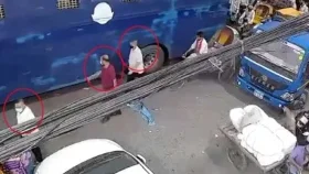 সিসিটিভিতে ধরা পড়লো &lsquo;পিচ্চি রাজা&rsquo;র পালানোর দৃশ্য