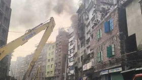 কেরানীগঞ্জে পোশাক মার্কেটে অগ্নিকাণ্ড