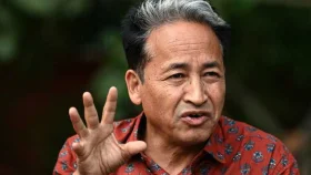 ভারতে অঘোষিত জরুরি অবস্থা চলছে