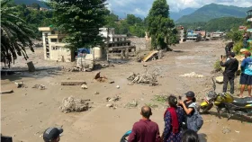 নেপালে আবারও আকস্মিক বন্যা, গ্রামবাসীদের সরানোর নির্দেশ