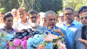 রেলওয়ের বেদখল হওয়া জমি দখলমুক্ত করা হবে: রেলমন্ত্রী