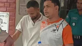 ইয়াবাসহ দুই পুলিশ সদস্য গ্রেপ্তার