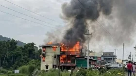কক্সবাজারে রিসোর্টে আগুন: মালিককে প্রধান আসামি করে পুলিশের মামলা