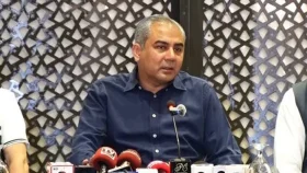 ইরান-যুক্তরাষ্ট্র যুদ্ধ থামাতে হাল ছাড়েনি পাকিস্তান: মহসিন নাকভি