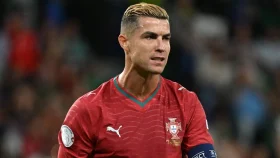 রোনালদোকে ৩০ দিনের নিষেধাজ্ঞা ও ২৫৫ ইউরো জরিমানা