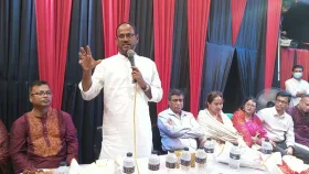 দেশের স্বার্থে আমরা কোথাও কোনো ছাড় দেব না: প্রতিমন্ত্রী টুকু