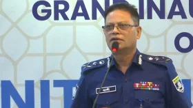 মাদকের টাকা না পেলে সাংবাদিকরা লিখছেন পুলিশ অকার্যকর: আইজিপি