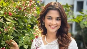 নাটকে অভিনয়ে বিরতি কেন সাদিয়া আয়মানের?