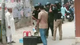 রাজধানীর কলাবাগানে ককটেল বিস্ফোরণ, আটক ৪