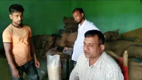 সৈয়দপুরে খাদ্যবান্ধব কর্মসূচির চাল কম দেয়ার অভিযোগ