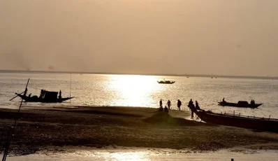  পদ্মার তীরে অবস্থিত ঐমনট ঘাট। ছবি: সংগৃহীত