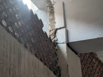 সোহরাওয়ার্দী কলেজের ভবনে ফাটল 