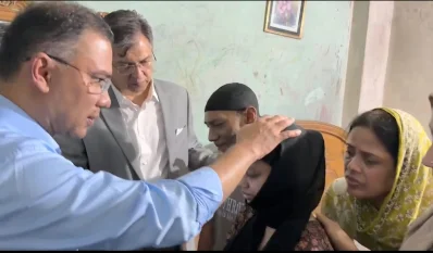 ছবি - খবর সংযোগ